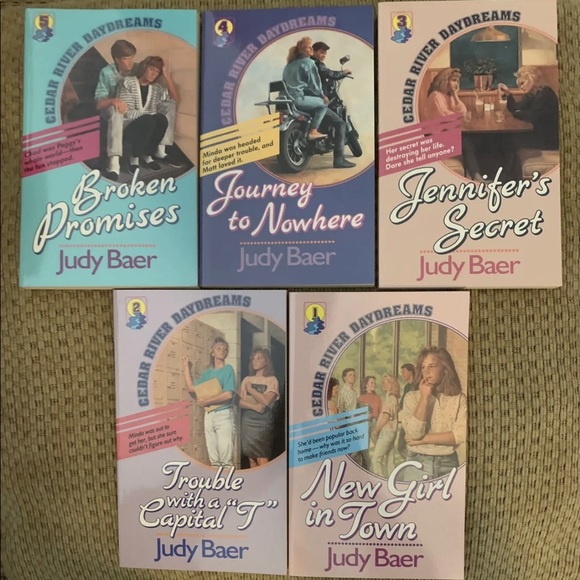 Vintage Cedar River Daydreams Series Boxed Set by Judy Baer, Books 1-5 - Picture 2 of 3